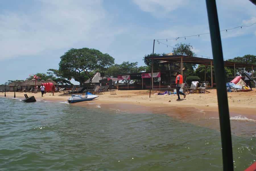 1-Day Best of Entebbe City Guided Walking Tour - Coffee at Gorilla Conservation Coffee