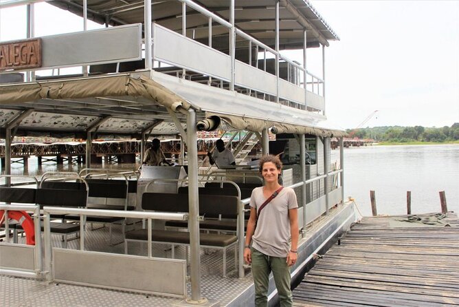 3 Days Murchison Falls National Park Safari & Rhino tracking - Cruising the Nile toward the falls