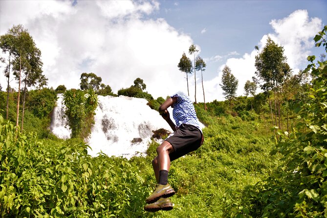 3 Days sipi falls tours and coffee - Day two: hiking to all three Sipi Falls