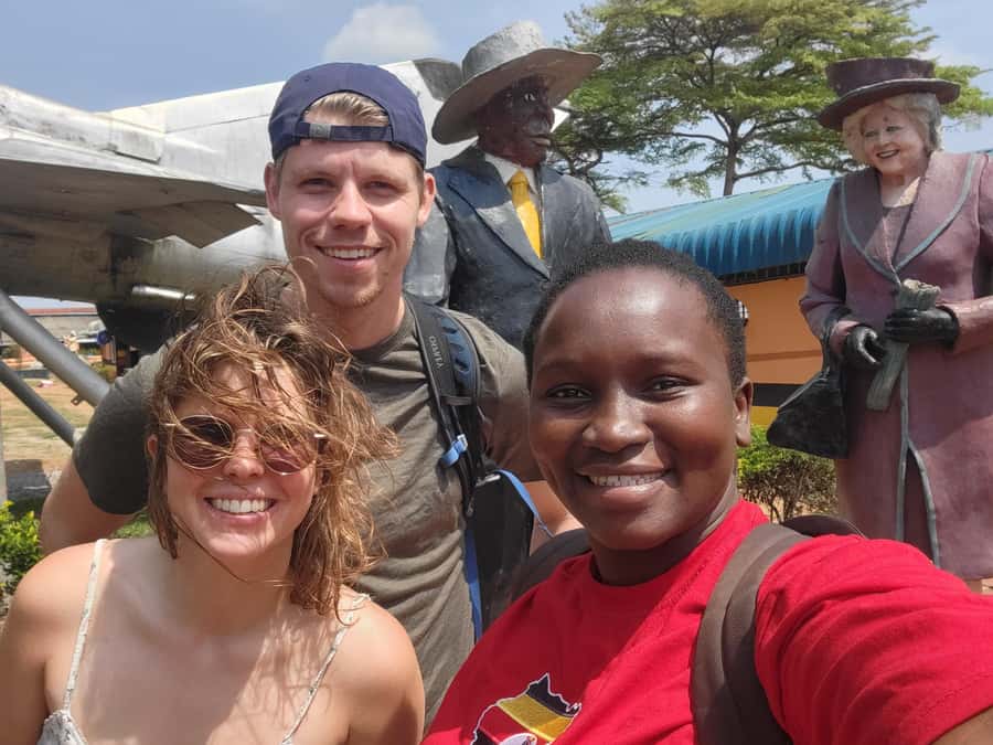 Entebbe: Female-Led Guided Walking Tour - One hour among plants, birds, and primates