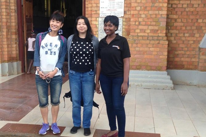 Entebbe Walking Tour (3 Hours) with Zoo and Botanical Gardens Options - Is $25 a Fair Price?