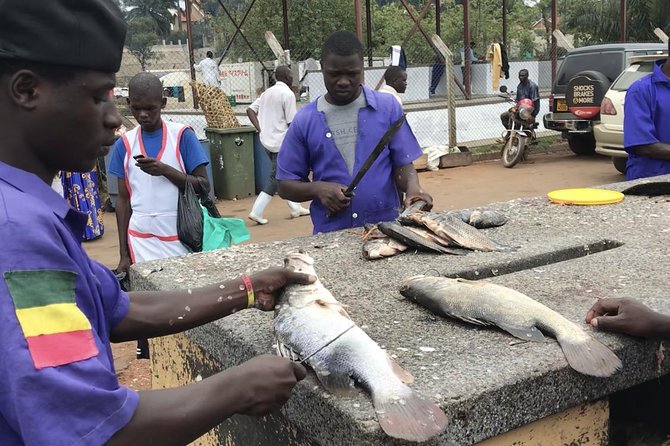 Fishing Village Food Tour & Luwombo Stop - What the private format changes