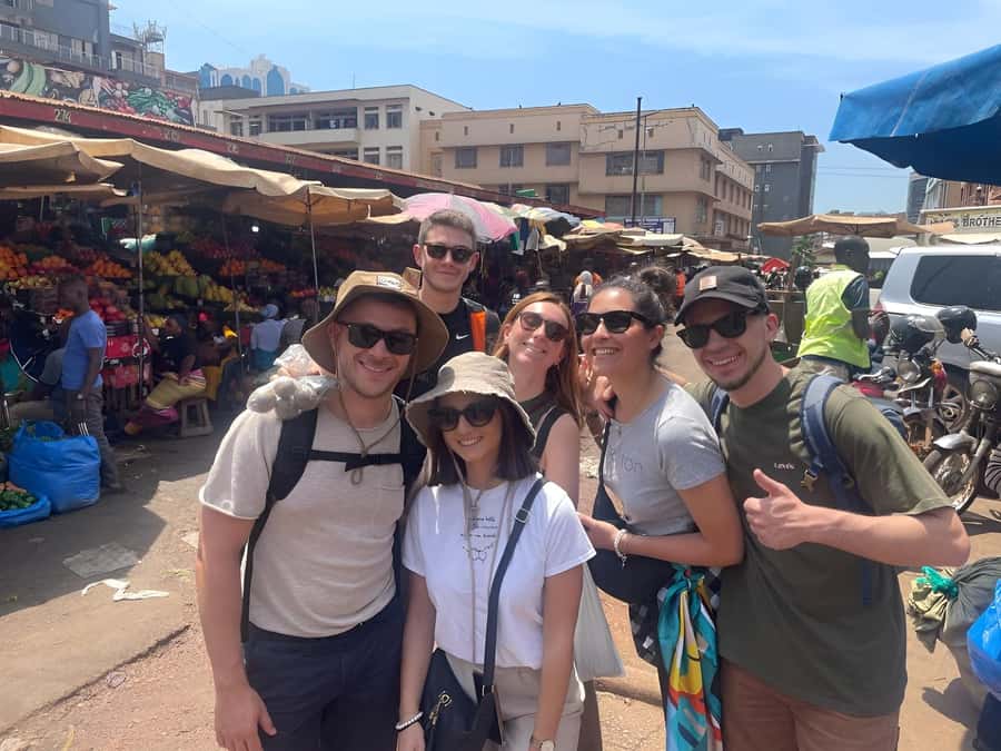 Kampala: City Guided walking sightseeing Tour - Bagala Craft Market and the first taste of local shopping