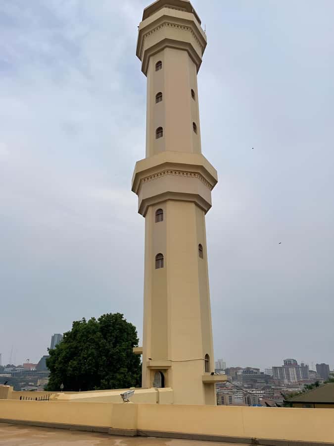 Kampala: Guided City Walking Tour with Gadaffi Mosque - Owino Market, Kampala’s largest market stop