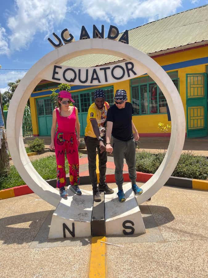 Uganda Equator Tour From Kampala To Kayabwe - Lunch and Time for Local Shopping